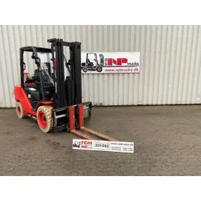 HC FG35XF - Motortrucks