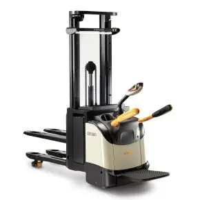 Selvk&oslash;rende stabler - Crown ETi4000 - Stablere