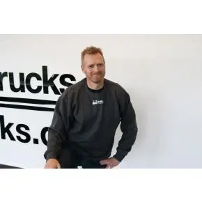 NP Sweater - Accessories/merchandise